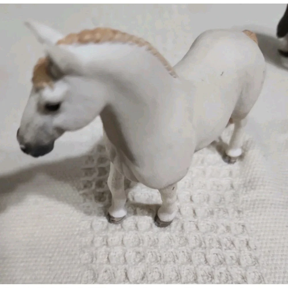 Lot of 5 Schleich Horse Figures 2016 2017 2018 Collectible Plastic Animal Models